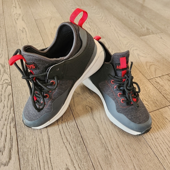 Heelys Piper Roller Skate Shoes Sneakers With Wheels Size Youth 3 Grey Black Red - Picture 3 of 7
